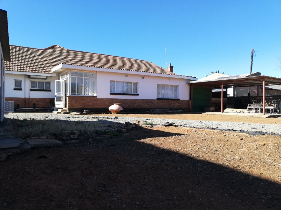 3 Bedroom Property for Sale in Wilkoppies North West